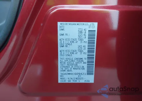 2014 Nissan Pathfinder Platinum z USA, uszkodzony, nr VIN 5N1AR2MM4EC609421